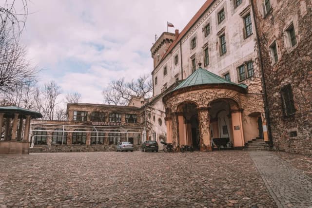 Otmuchów atrakcje, które zaskoczą każdego turystę i warto je zobaczyć Otmuchów atrakcje, które zaskoczą każdego turystę i warto je zobaczyć