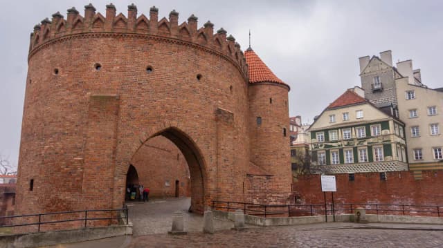 Stare Miasto Warszawa atrakcje, które musisz zobaczyć i odwiedzić Stare Miasto Warszawa atrakcje, które musisz zobaczyć i odwiedzić