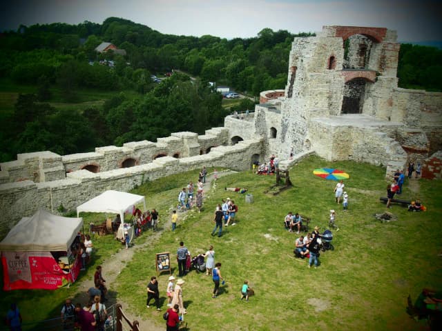 Tenczynek atrakcje: Odkryj ukryte skarby i niezapomniane miejsca Tenczynek atrakcje: Odkryj ukryte skarby i niezapomniane miejsca