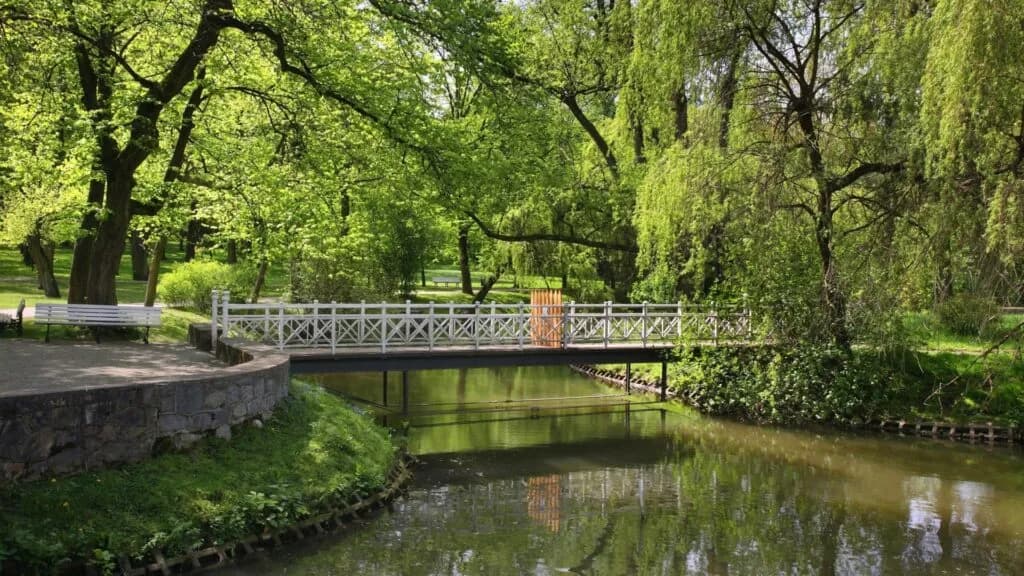 Najlepsze atrakcje w Nałęczowie, które musisz zobaczyć podczas wizyty Najlepsze atrakcje w Nałęczowie, które musisz zobaczyć podczas wizyty