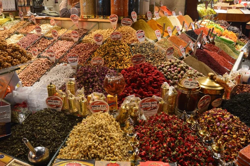 Najciekawsze pamiątki z Turcji, które musisz przywieźć do domu Najciekawsze pamiątki z Turcji, które musisz przywieźć do domu